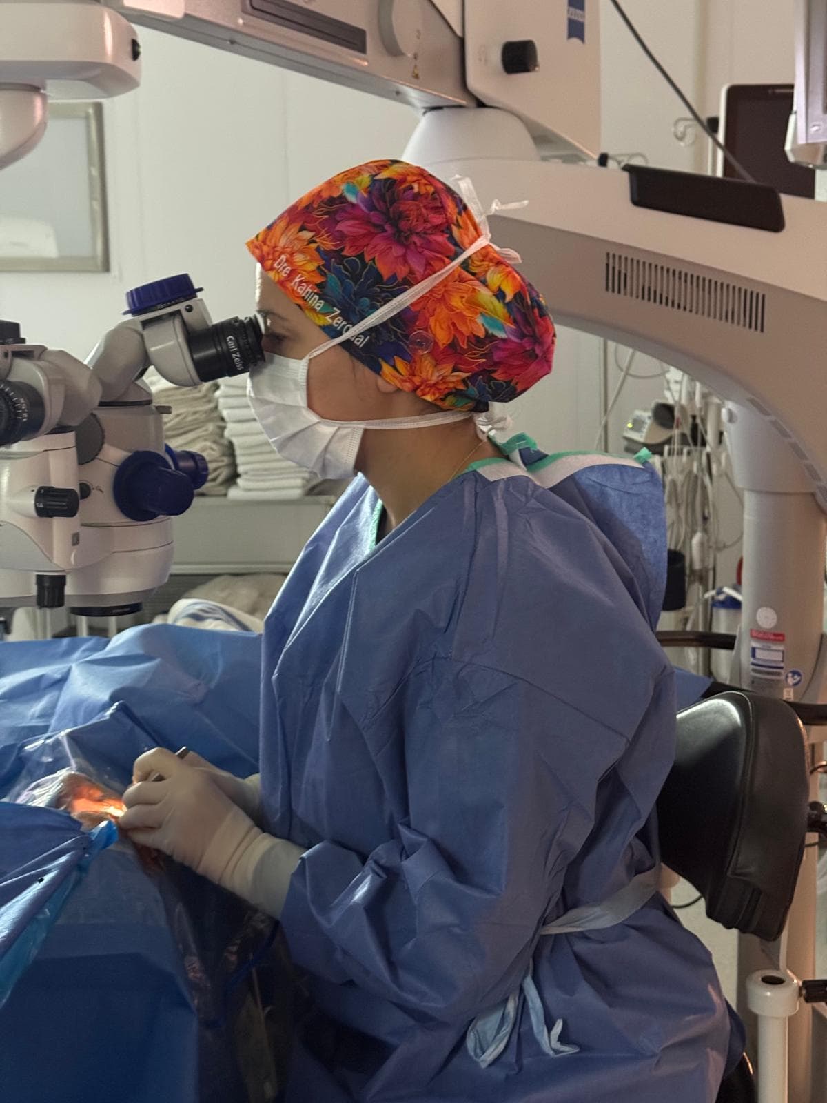 Dr. Kahina Zeroual - Ophtalmologiste au Canada